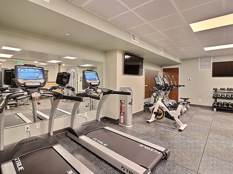 Reserve at West T-Bone 5800 — Photo 28