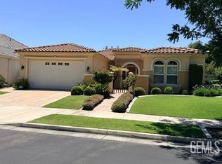 12011 Kimelford Dr, Bakersfield, CA 93312