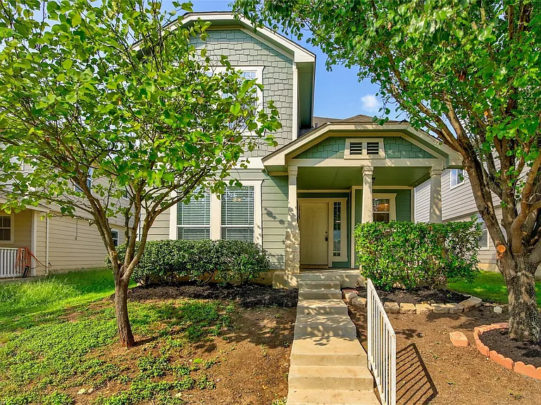 1715 Lost Maples Loop — Photo 1