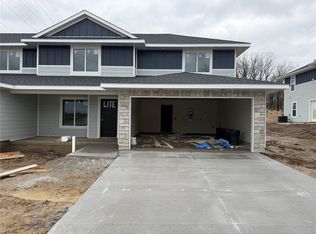 1621 Mitchell Pl, North Liberty, IA