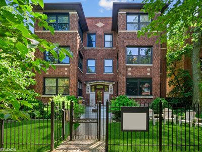 4449 N Malden St APT 3, Chicago, IL, 60640