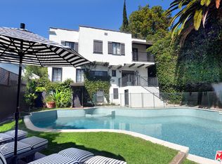 3216 Lowry Rd, Los Angeles, CA 90027