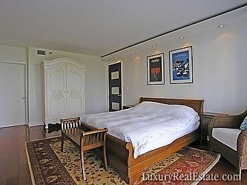 2nd image of 1581 Brickell Ave APT 303