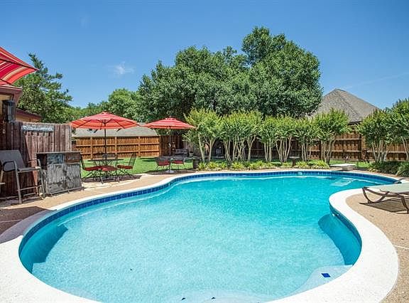 2nd image of 5101 Alexander Dr