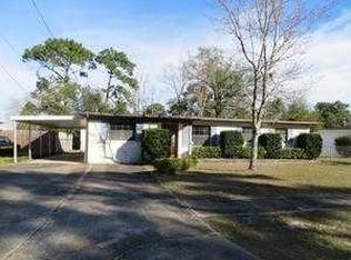 10715 Leora Dr, Jacksonville, FL 32218