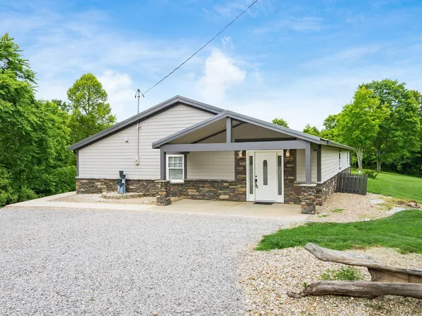 8711 Ridgley Rd, Mount Perry, OH 43760