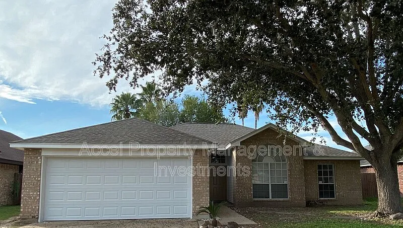 3 bed, 2.0 bath, 1485 sqft, $1,400 — Photo 1