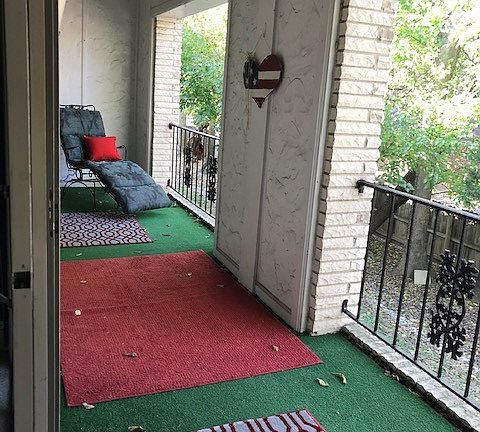 Double Balcony across back