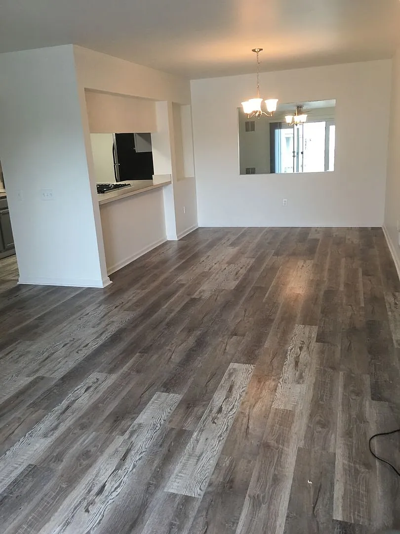 Coming Soon - Waters Edge Condo — Photo 2