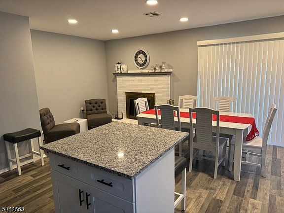 5th image of 1 Ashcroft Ln