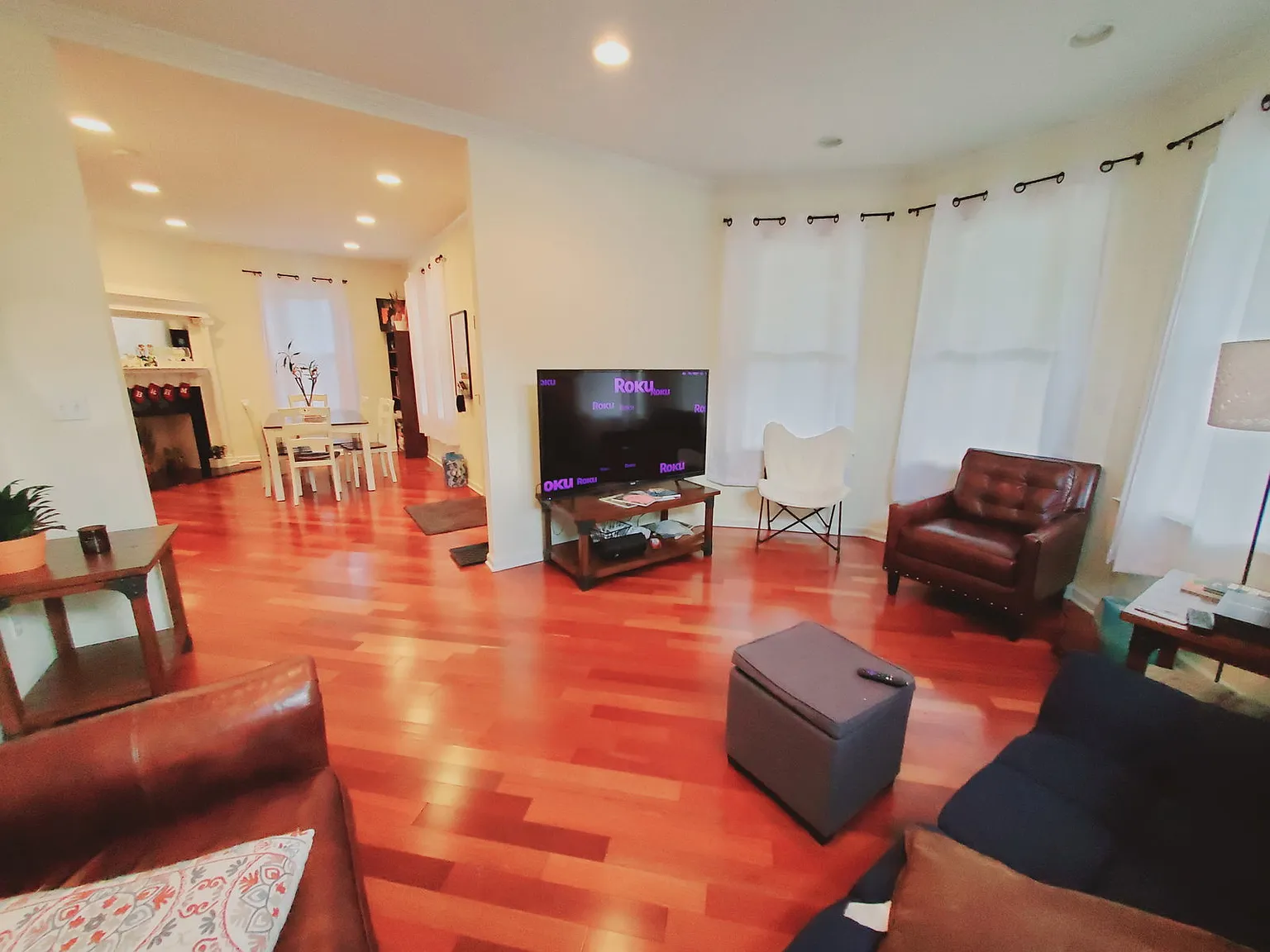 2 bed, 1.0 bath, 1875 sqft, $3,700 — Photo 3