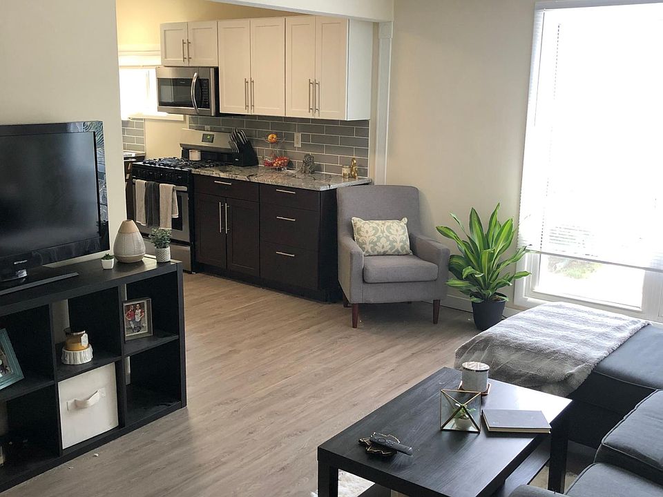 1st image of 980 Kramer Ave #980