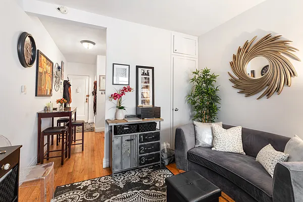 Sold by Compass | media 3