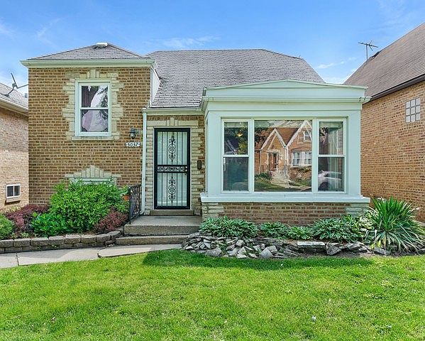 1st image of 5037 N Melvina Ave