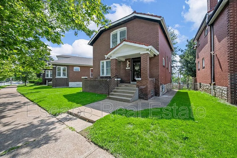 Building Photo - 5616 S Kingshighway Blvd