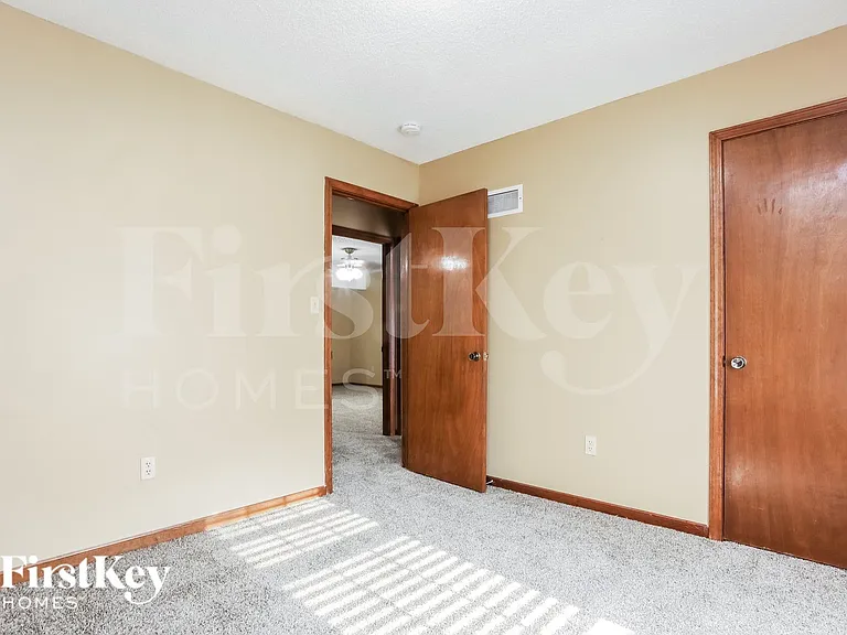 2636 SW Krista Ct — Photo 9