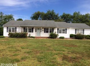 7629 Pondview Dr, Hebron, MD 21830