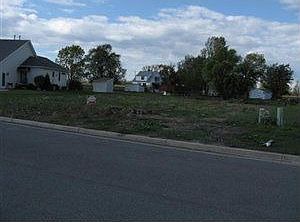 1st image of 2738 Driftwood Dr