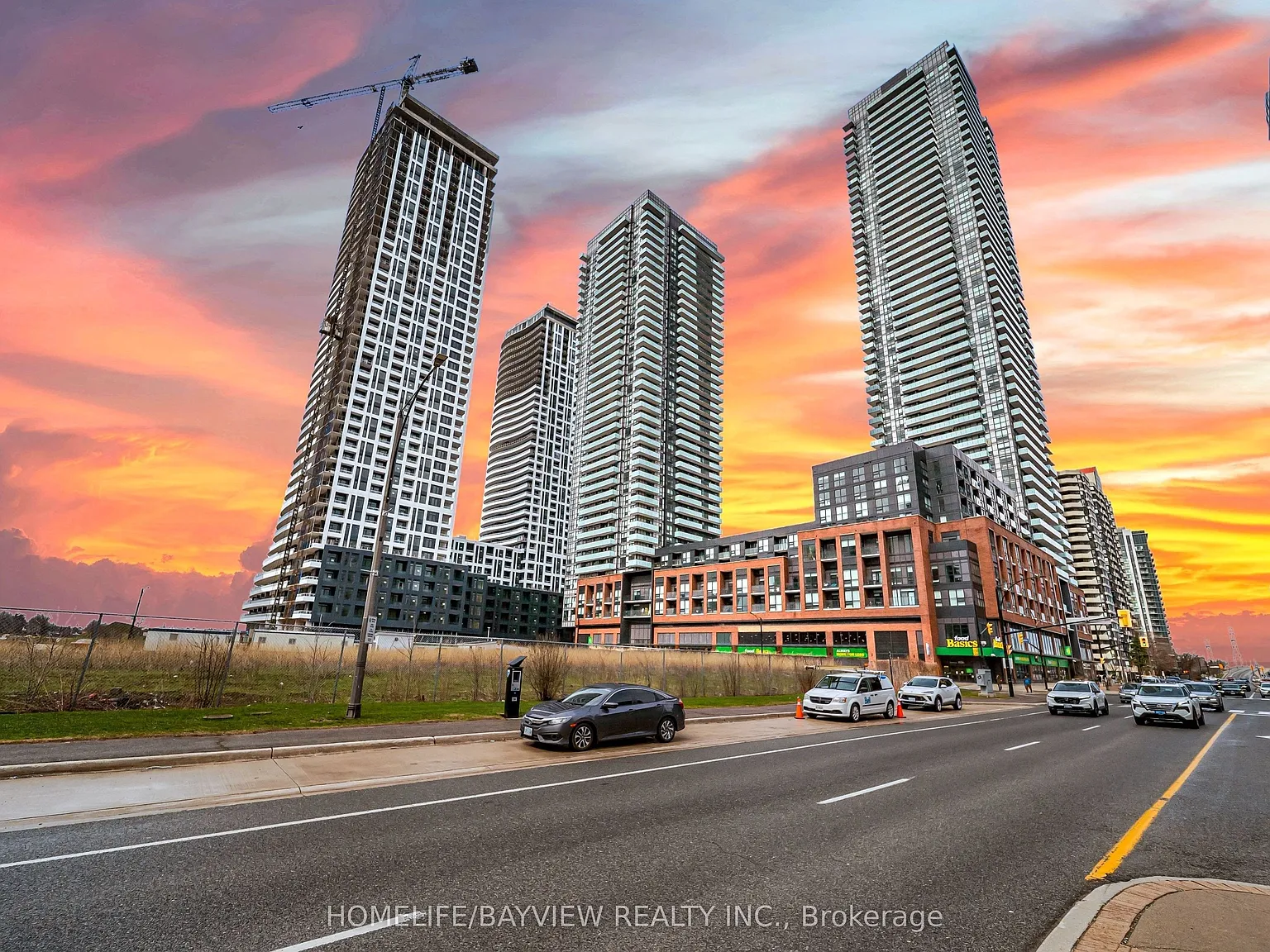 2 bed, $2,400 — Photo 1