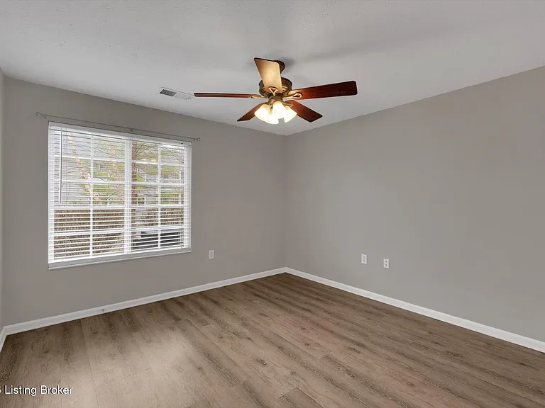 6403 Shelton Cir #102 — Photo 23