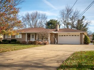 195 Donald Rd, Hermitage, PA 16148