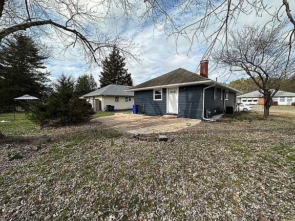 4th image of 57 Allaire Dr