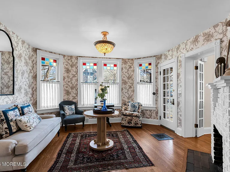 62 Webb Ave — Photo 8