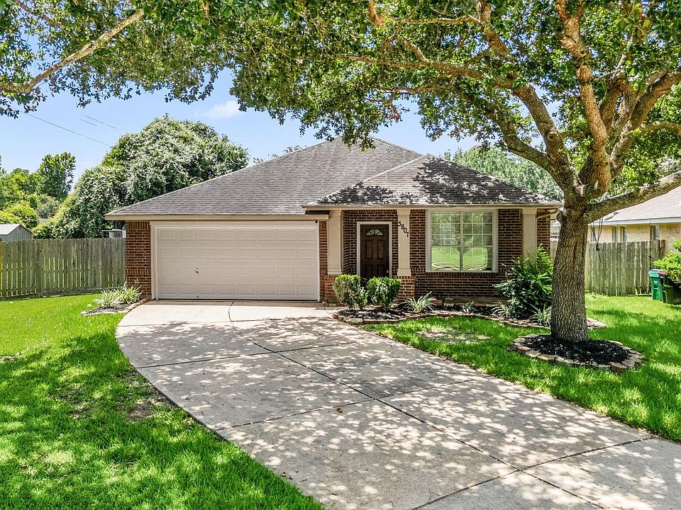 1st image of 3807 Parade Ct