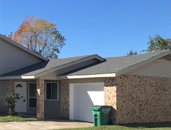 2nd image of 209 Lenzie Dr #B