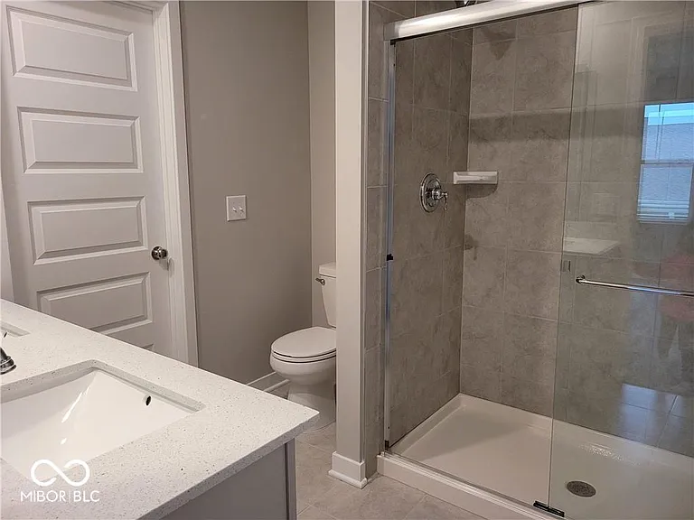 9829 Kenwood St — Photo 12