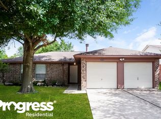 16722 Dew Drop Ln, Houston, TX 77095