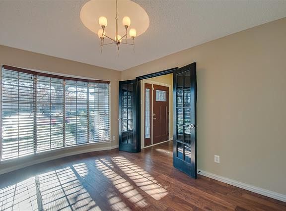 4th image of 5605 Trails Edge Dr