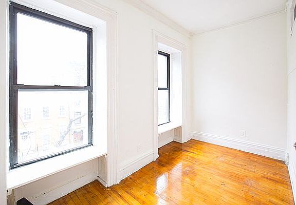 5th image of 308 E 18th St APT 3A