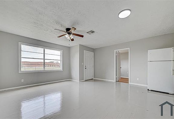 4th image of 9709 Fairland Dr