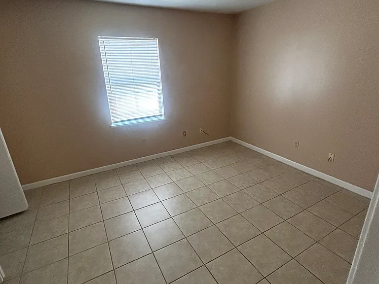 5401 Laccasine Dr #A — Photo 12