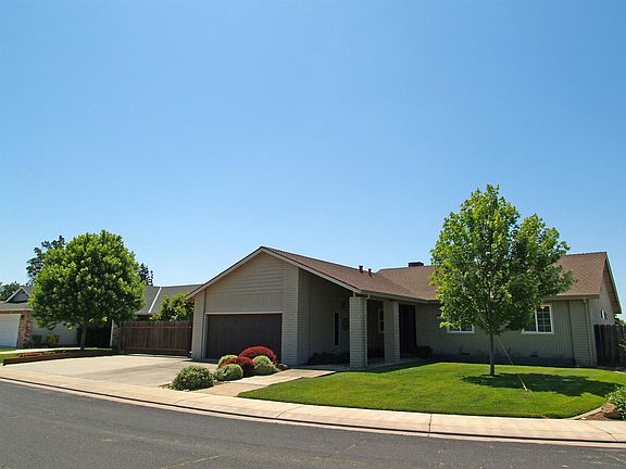 5th image of 483 Palomino Ct