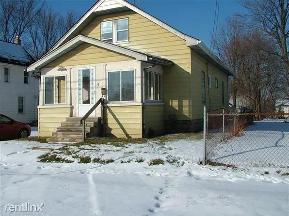 307 Prospect St, Pontiac, MI 48341
