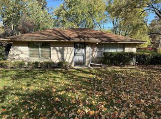 2333 E Paulding Rd, Fort Wayne, IN 46816