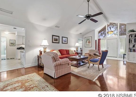 2nd image of 557 Bottlebrush Ct
