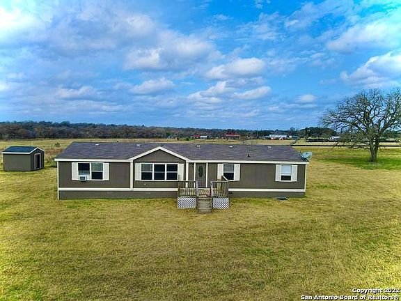 4th image of 402 County Road 426