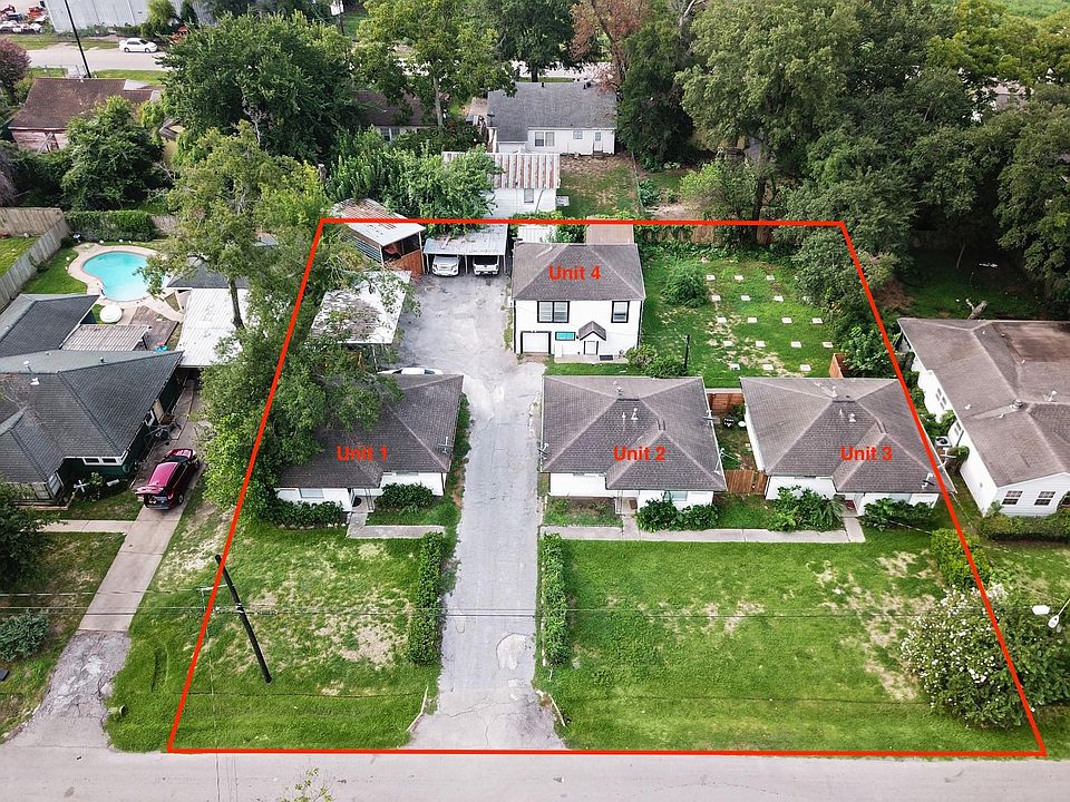1st image of 220 Caplin St