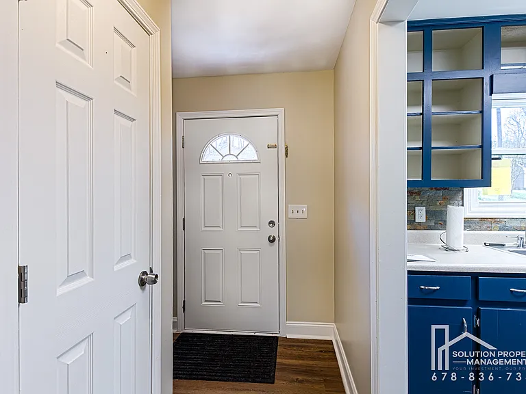6080 Stone Wood Dr NW — Photo 4