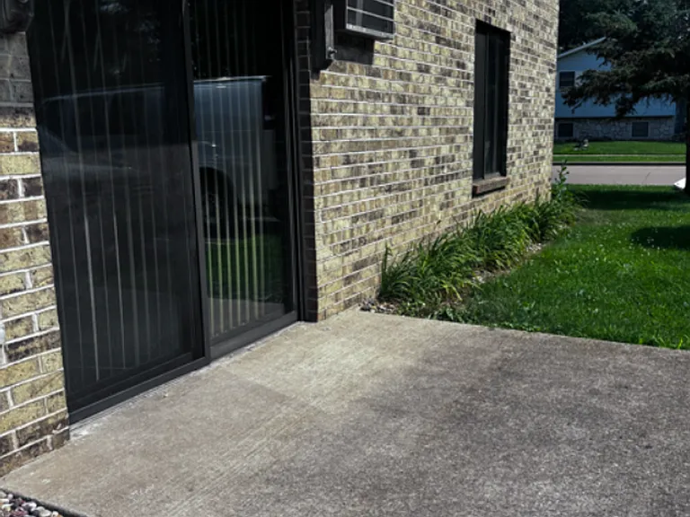 1601 Freedom Rd — Photo 8