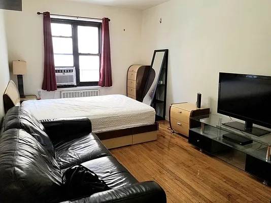 Rented by Triumph Property Group | media 19