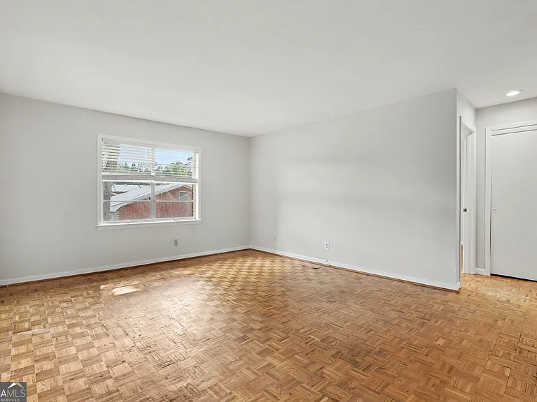 3535 Roswell Rd NE #E-2 — Photo 12