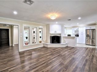 2826 Fontana Dr, Houston, TX 77043