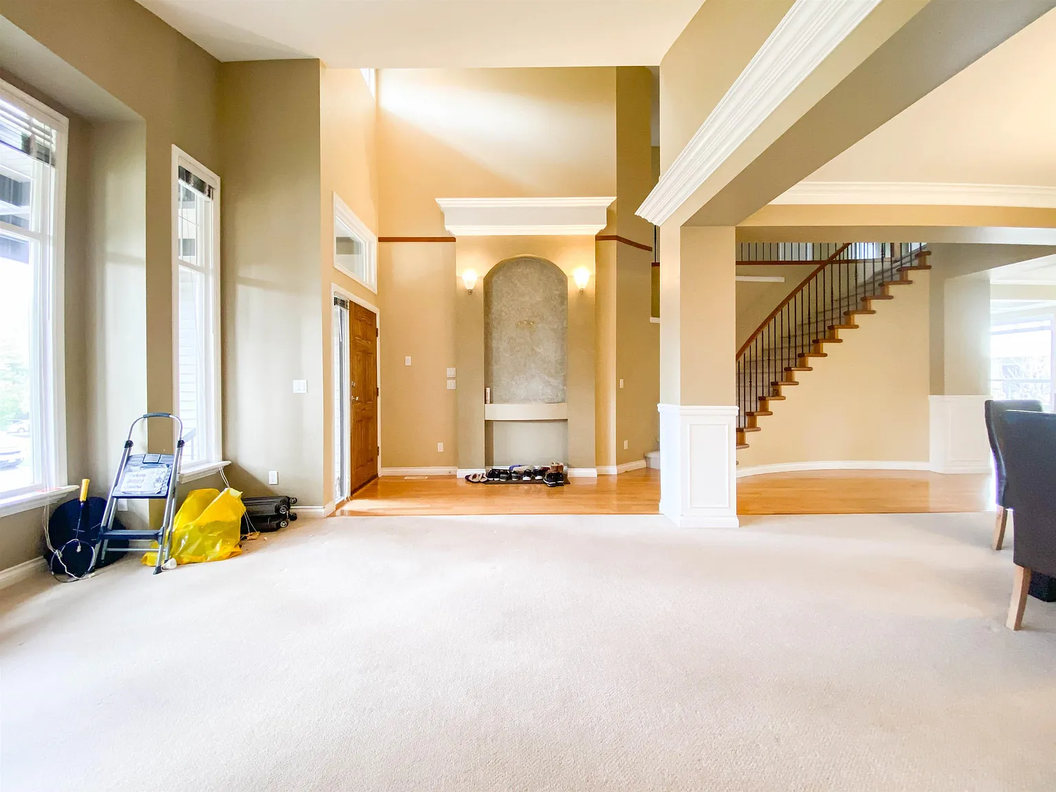 4 bed, 3038 sqft, $4,500 — Photo 3