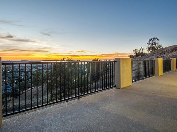 4th image of 4010 Tevere Pl