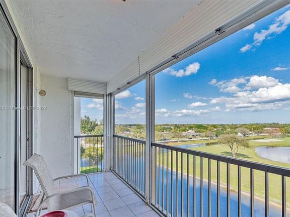 2nd image of 3100 W Rolling Hills Cir APT 605