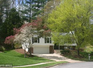 6102 Lundy Pl, Burke, VA 22015